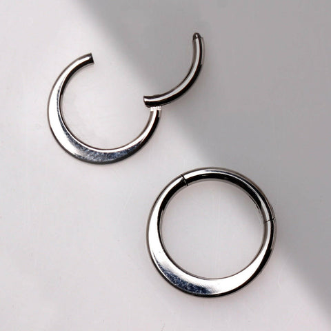 316L Stainless Steel Thicker Bottom Seamless Clicker Ring.