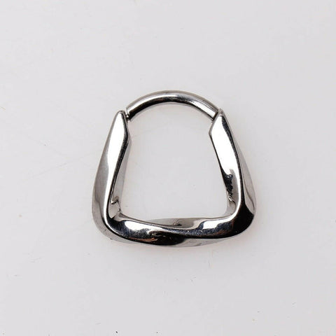 316L Stainless Steel Twisted Trapezium Shape Hinged Clicker Ring.