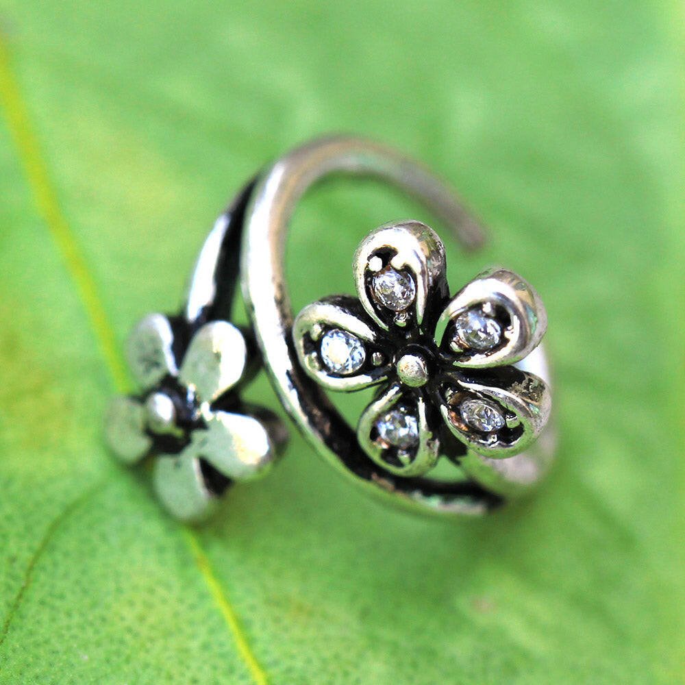 Twist Style Flower Seamless Ring - Impulse Piercings